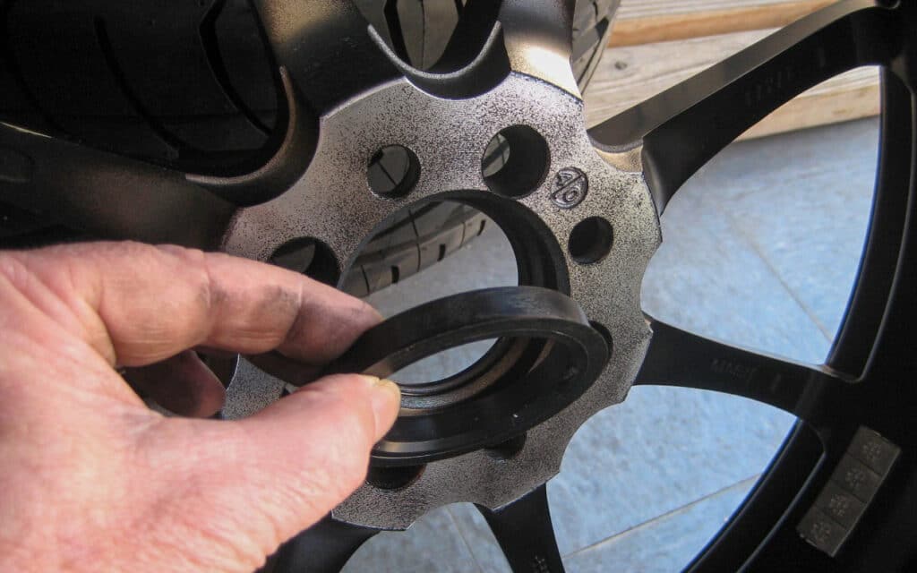 Hub Rings Install How to find the right hub ring size